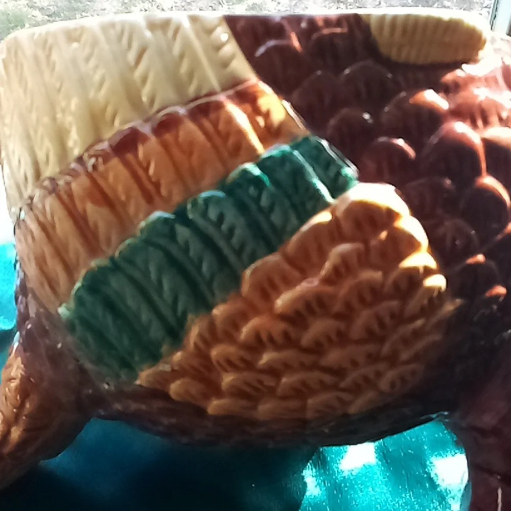 Vintage Turkey vase & country tea towels